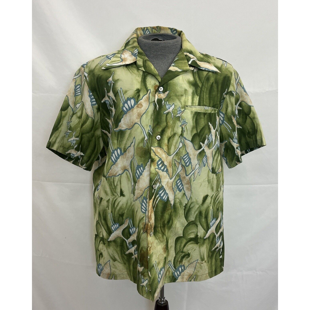 Malihini Hawaii Designer's Collectors Men's Green With Bird Print Hawaiian Shirt